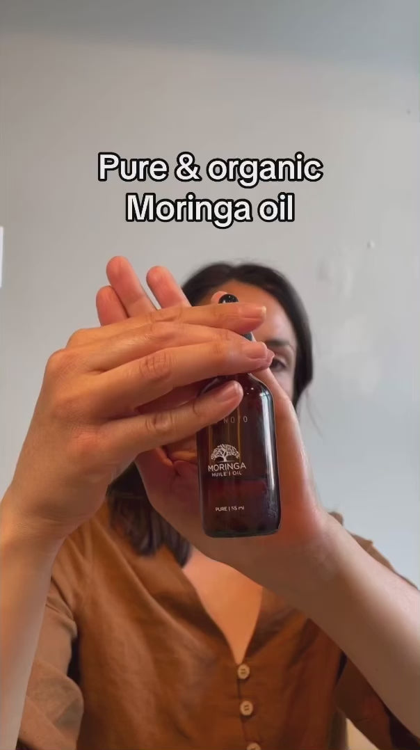 Pure & organic Moringa Olifeira seed oil for face